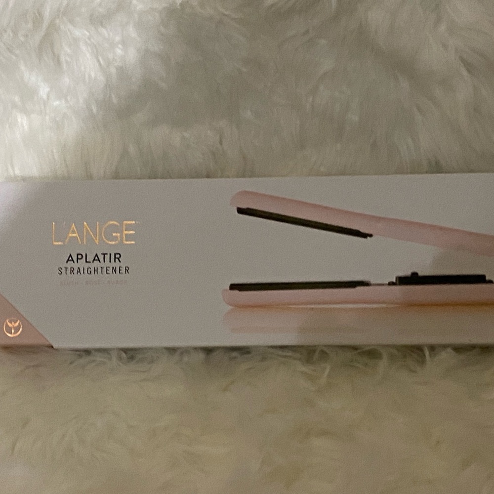 L’ange Aplatir Hair Straightener. Pink. New with Box.